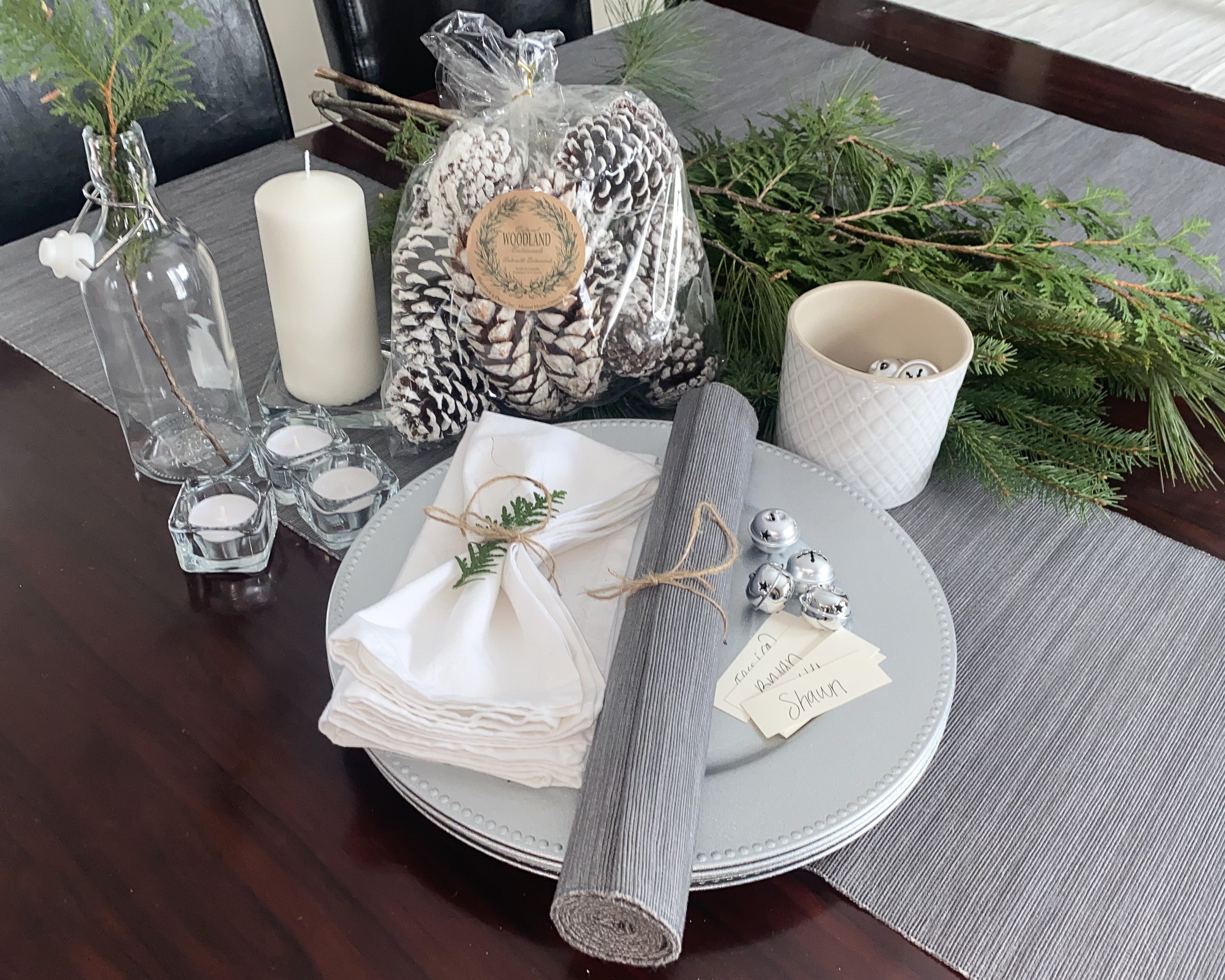 Holiday Table Setting Kit
