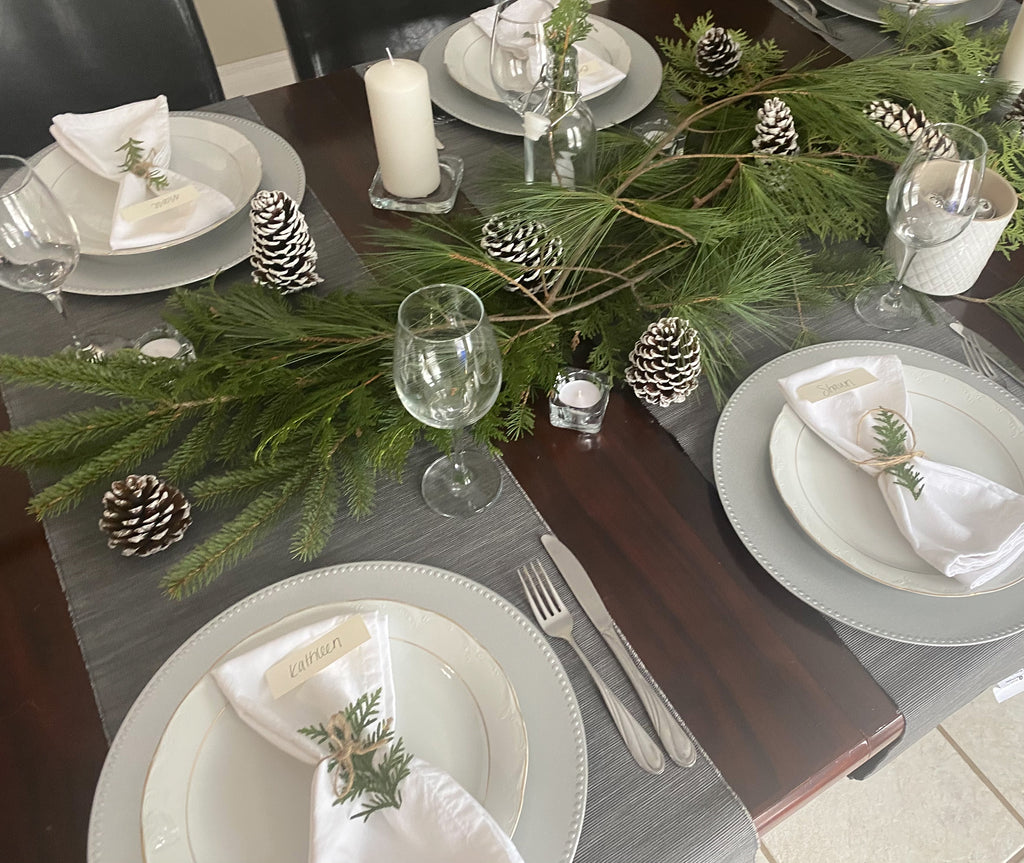 Holiday Table Setting Kit